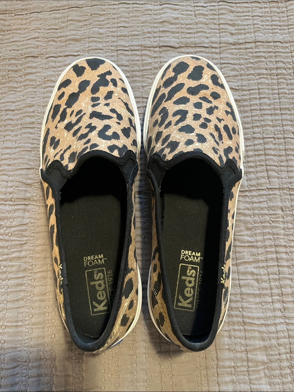 Leopard Keds slip one